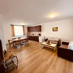белите къщи Banya (Blagoevgrad)