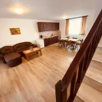 белите къщи Hotel