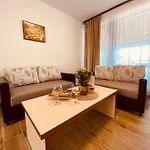 белите къщи Banya (Blagoevgrad)