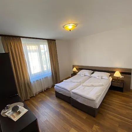 белите къщи *