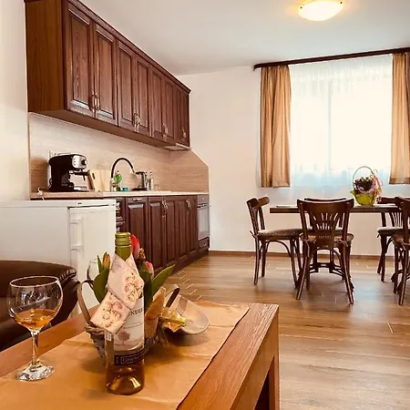 белите къщи Otel *