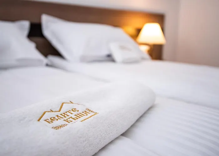 Hotel белите къщи *