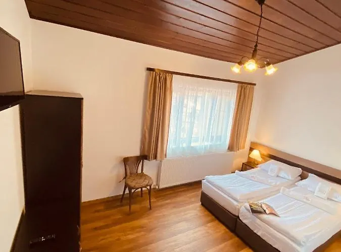 белите къщи Hotel